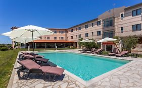 Rodia Inn